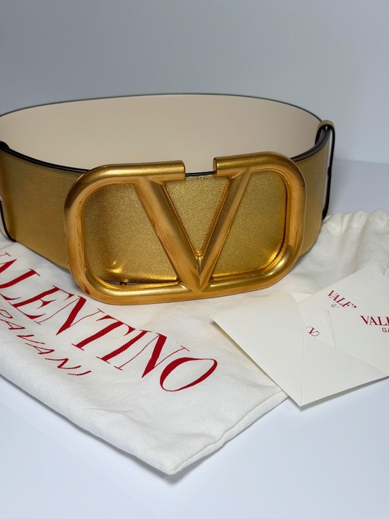 Valentino Garavani Reversible VLogo Waist Belt – White/Gold Leather